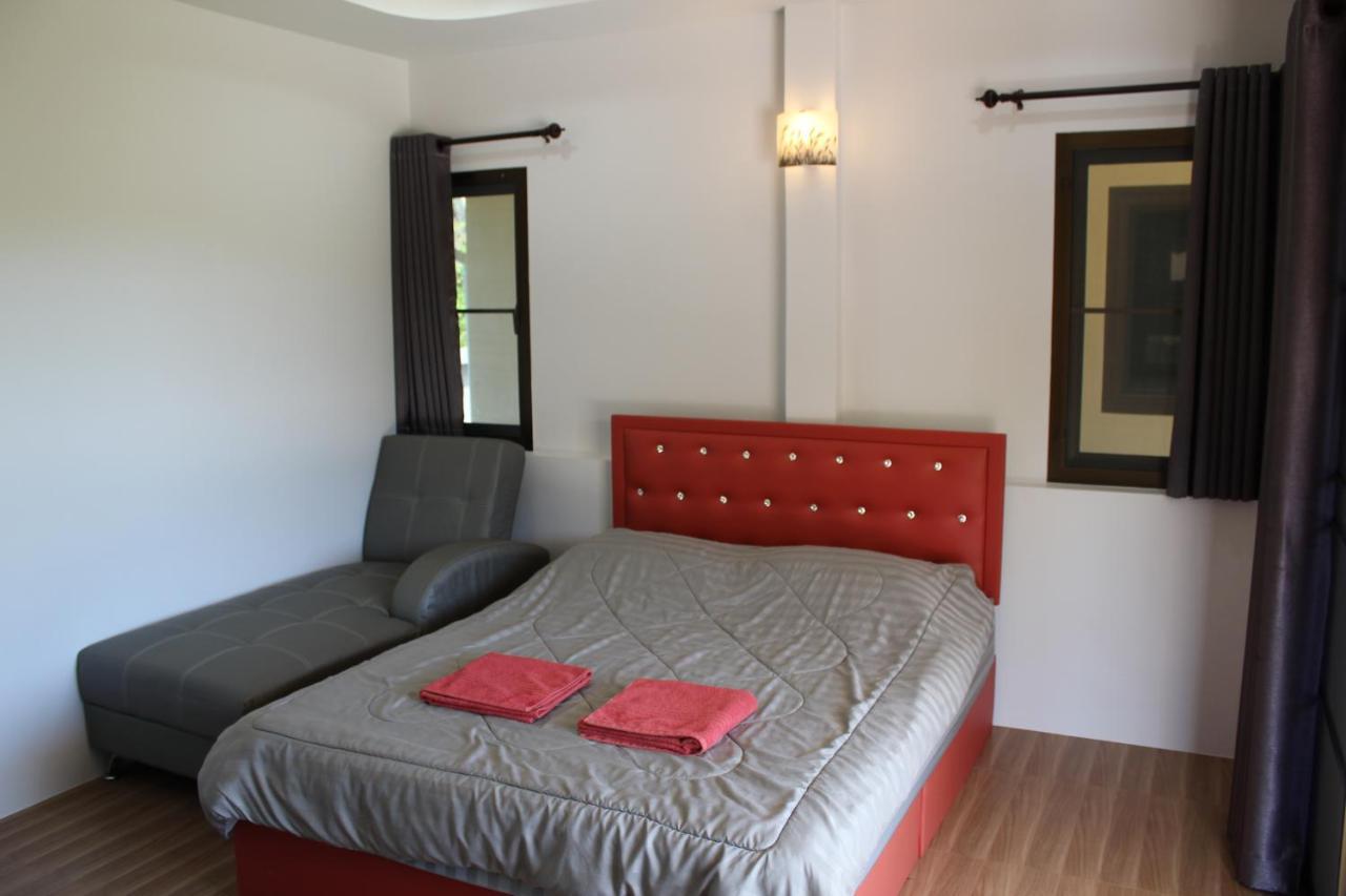 Naluemon Village Fh 1 Rayong Ngoại thất bức ảnh