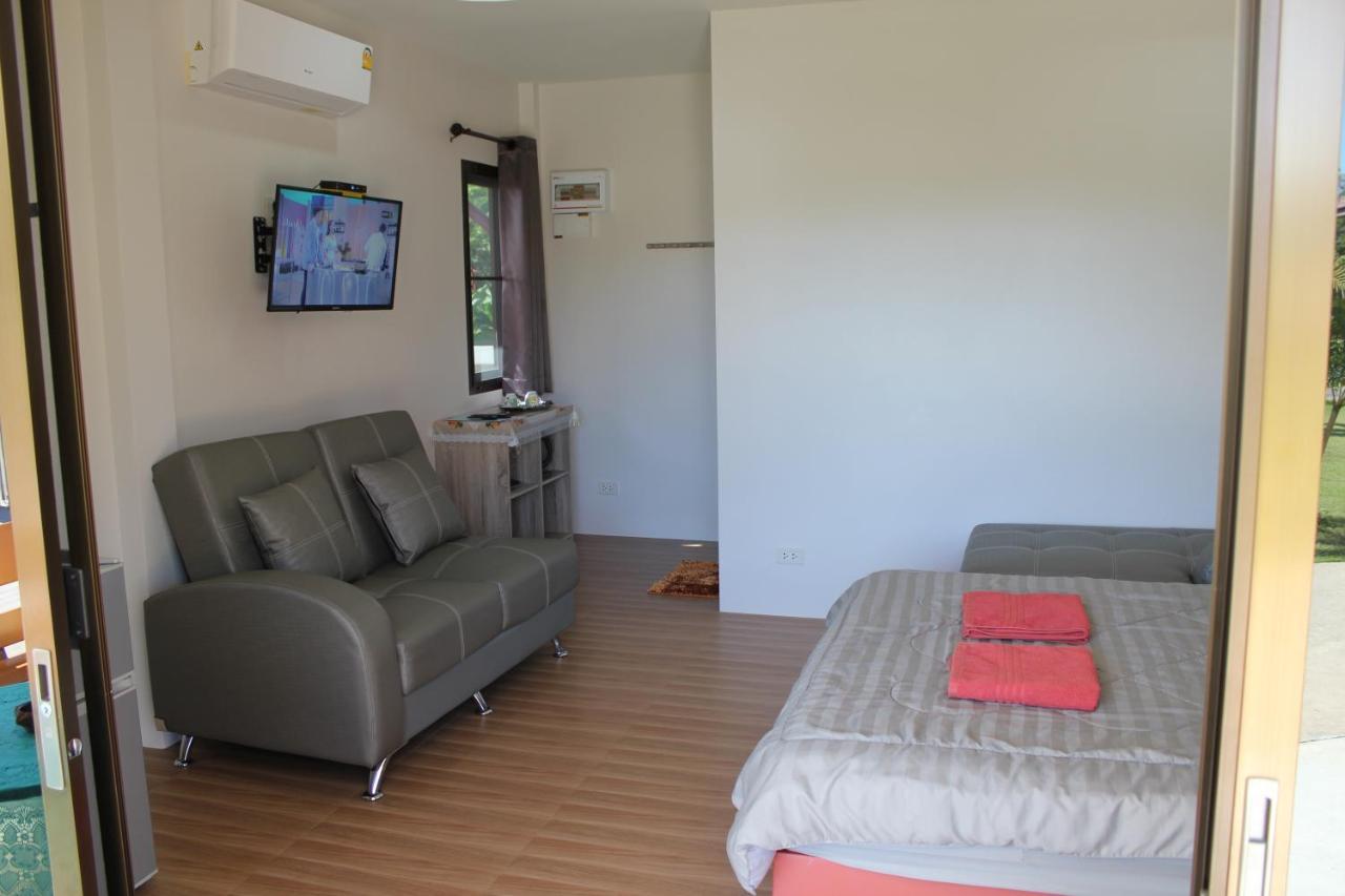 Naluemon Village Fh 1 Rayong Ngoại thất bức ảnh